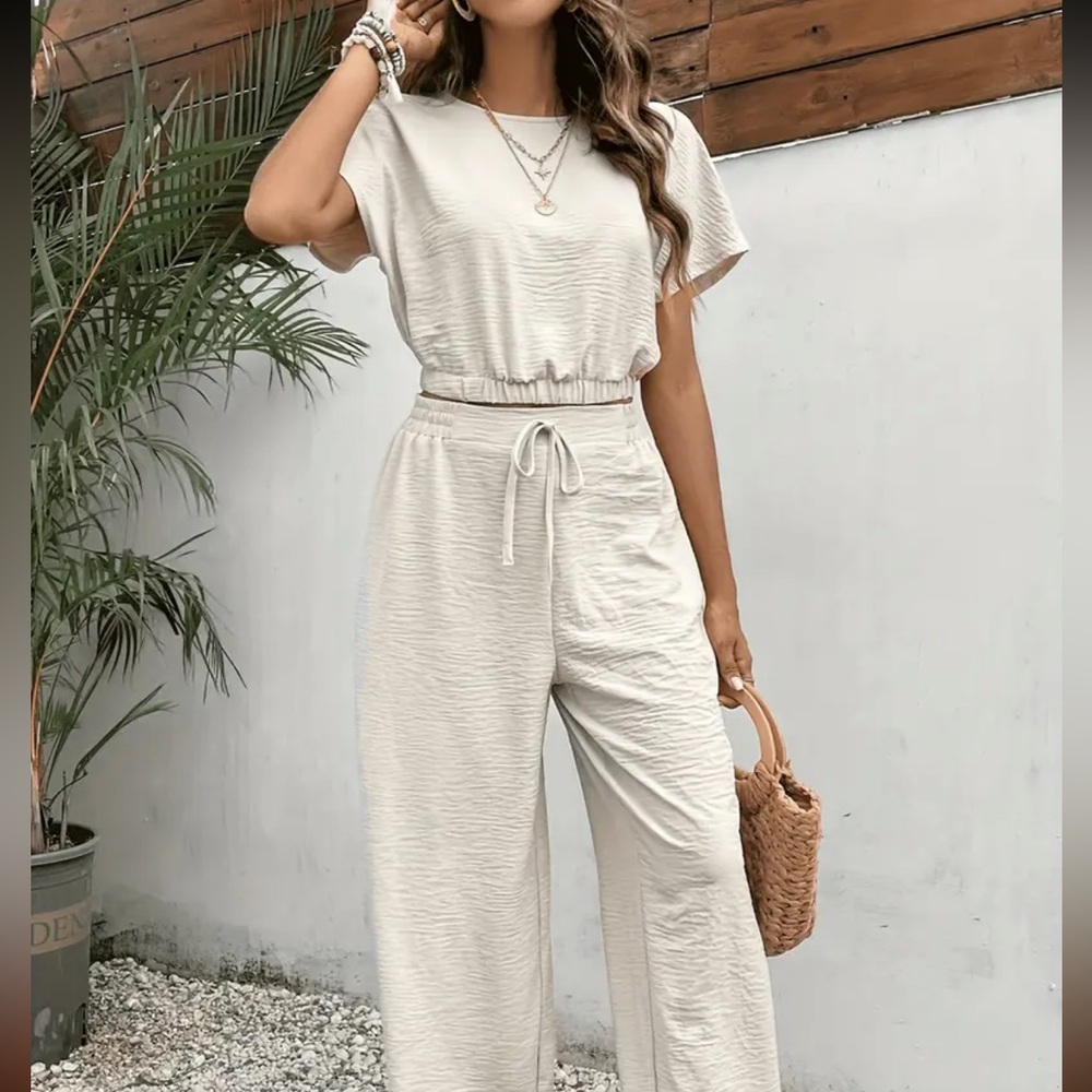 Solid Color Summer & Spring Casual. Two-piece Set Sleeve Crop Top & Tie Front. - Picture 6 of 10